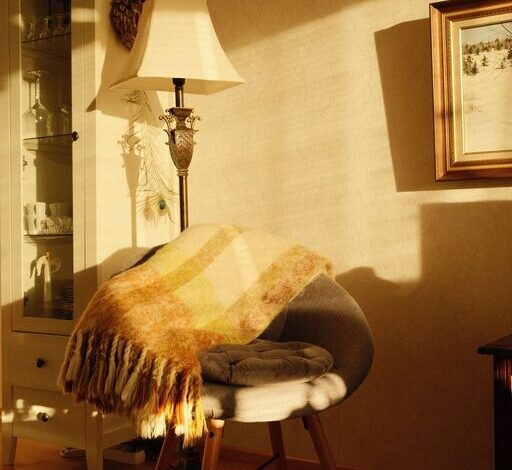 How to Create a Cozy and Inviting Reading Nook at Home